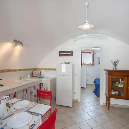 La Casa Accanto Tatil Evi *