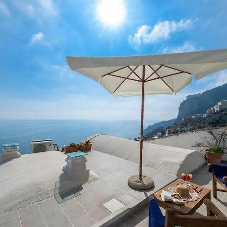 La Casa Accanto Tatil Evi *